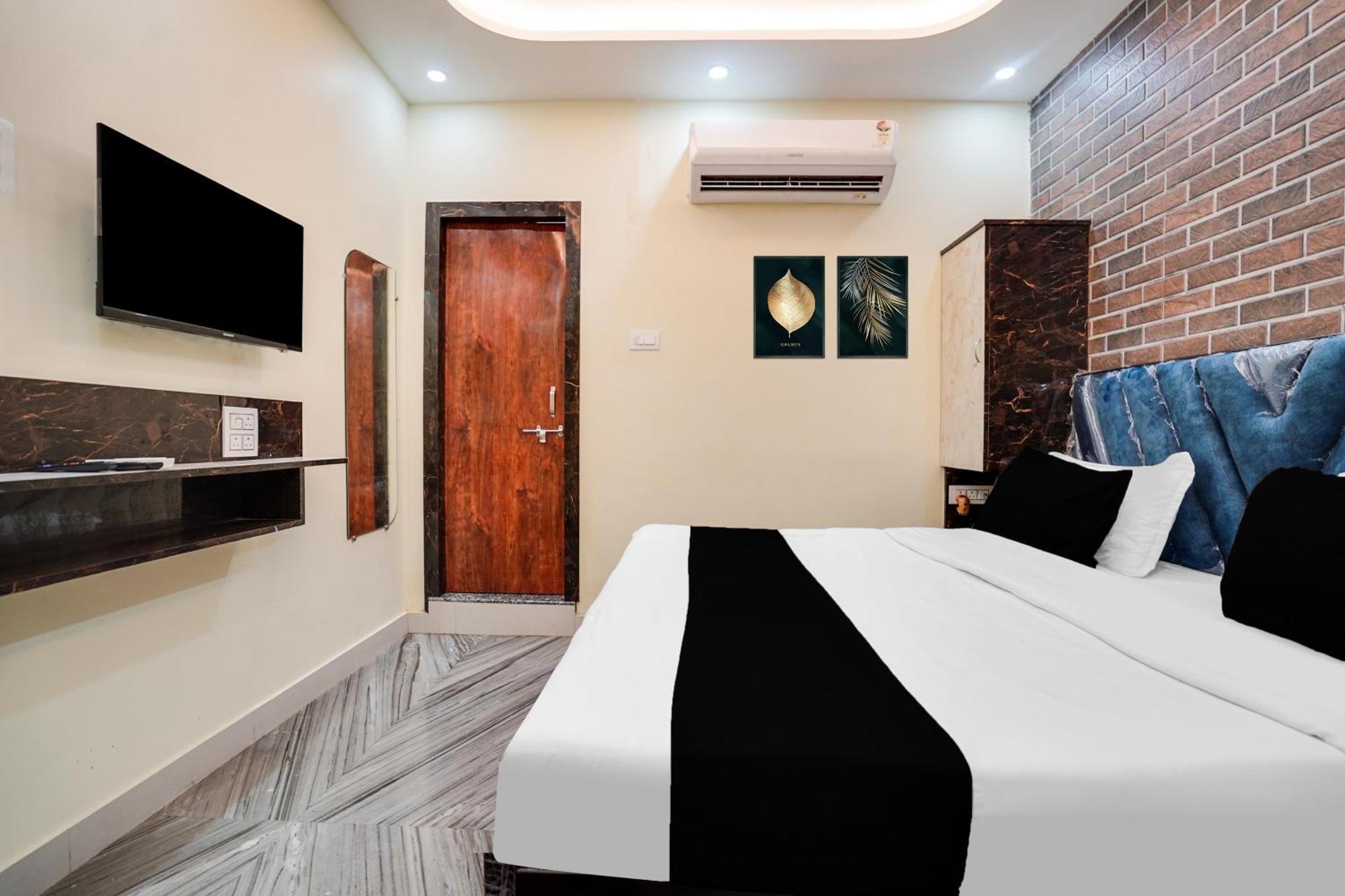 Super Collection O Rajapur Circuit House Hotell Allāhābād Junction Eksteriør bilde